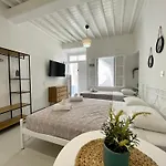 Elenita's Flat