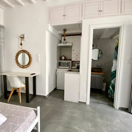 Elenita's Flat
